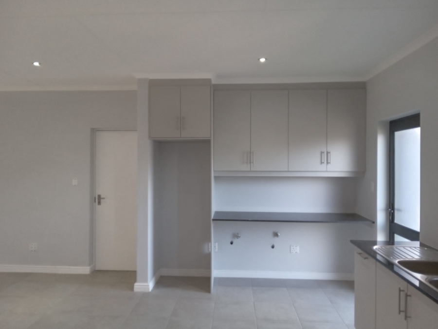 2 Bedroom Property for Sale in Meedingsride Western Cape